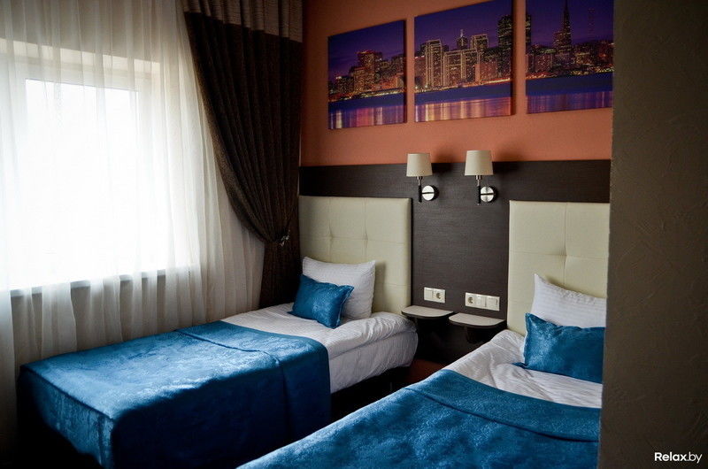 Chisto Hotel Гомел Екстериор снимка